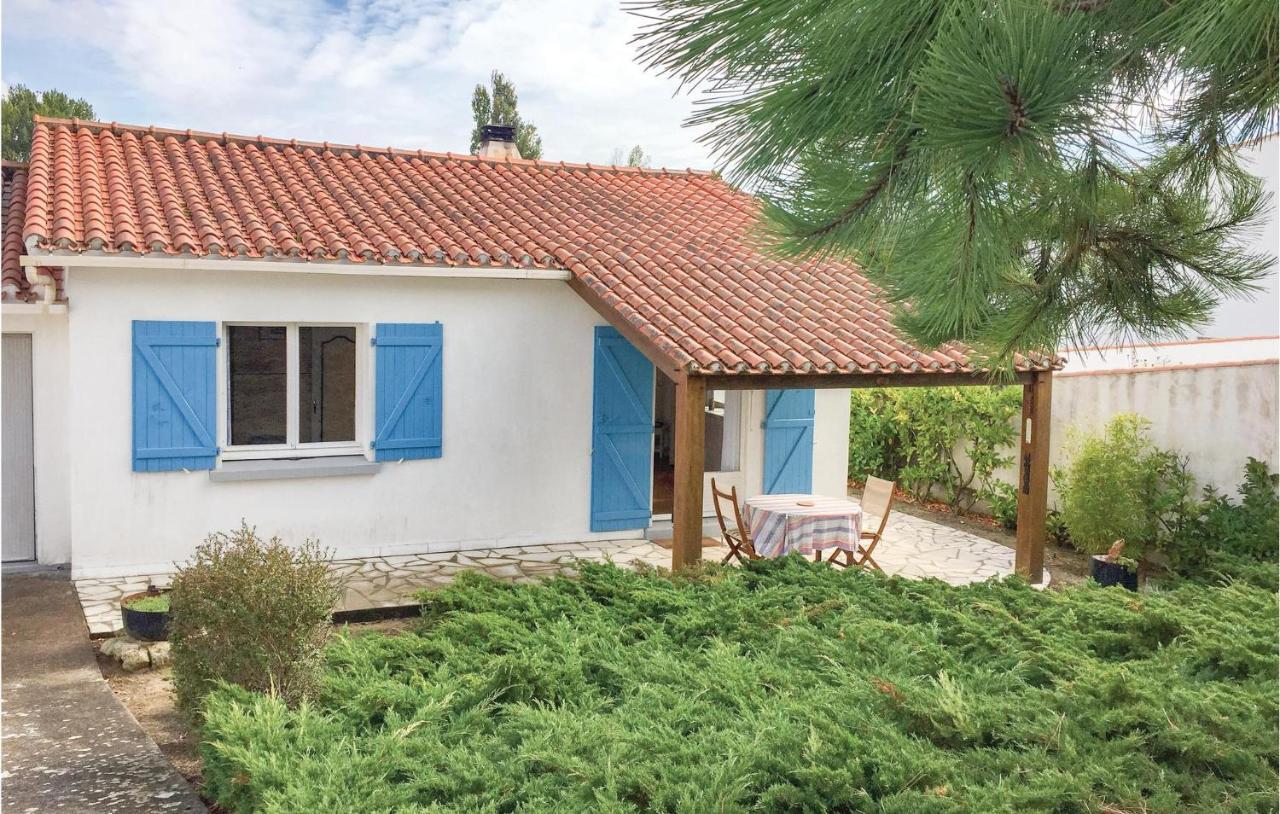 Cozy Home In La Tranche-Sur-Mer With Kitchenette Exterior photo